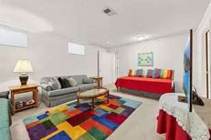 9142 E Amherst Dr, Denver, CO 80231 - Photo 32