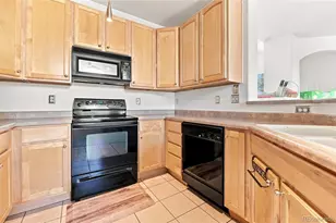 221 Granby Way, Aurora, CO 80011 - Photo 8