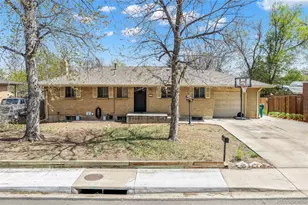 140 S Kendall St, Lakewood, CO 80226 - Photo 2