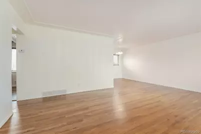 5661 E Amherst Avenue, Denver, CO 80222 - Photo 10