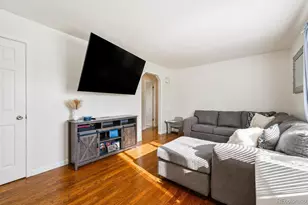 931 S Canosa Ct, Denver, CO 80219 - Photo 2