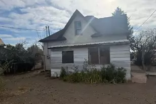157 Hurt St, Center, CO 81125 - Photo 4