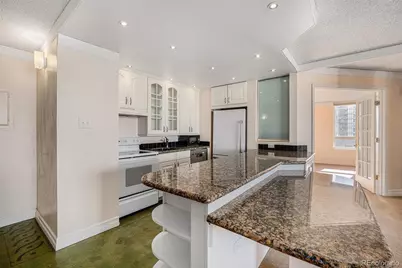 1020 15th Street #21L, Denver, CO 80202 - Photo 2