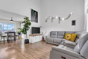 3082 S Truckee St, Aurora, CO 80013 - Photo 2