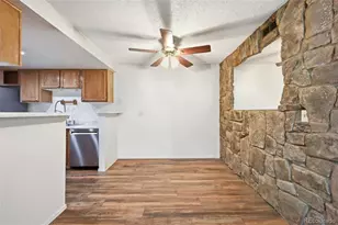 907 S Yampa St, Aurora, CO 80017 - Photo 6