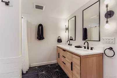 8267 Arapahoe Peak Street, Littleton, CO 80125 - Photo 34