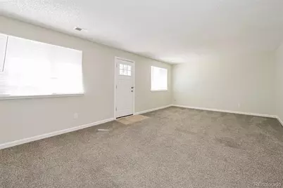 2721 S Salida Way, Aurora, CO 80013 - Photo 8