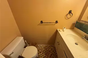 9116 E Lehigh Ave, Denver, CO 80237 - Photo 12