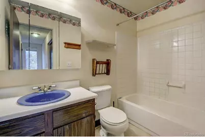 1284 Sable Boulevard, Aurora, CO 80011 - Photo 6