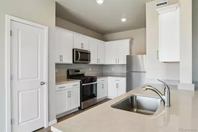 48215 Shetland Drive, Bennett, CO 80102 - Photo 4