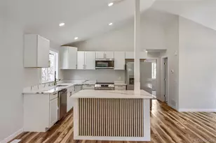 4852 S Salida Ct, Aurora, CO 80015 - Photo 2