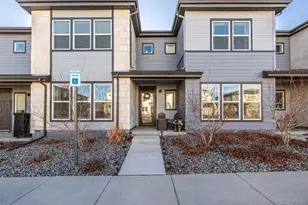 8863 Fraser River Loop, Littleton, CO 80125 - Photo 2