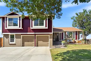 702 S Eagle St, Aurora, CO 80012 - Photo 2