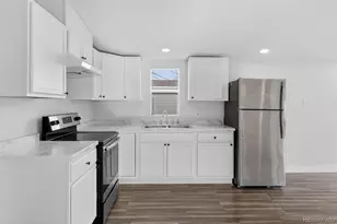 1445 D St, Golden, CO 80401 - Photo 6