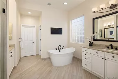 6373 S Blackhawk Way, Denver, CO 80016 - Photo 28
