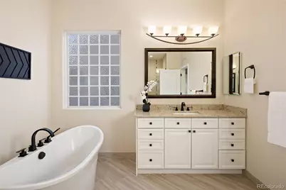 6373 S Blackhawk Way, Denver, CO 80016 - Photo 30