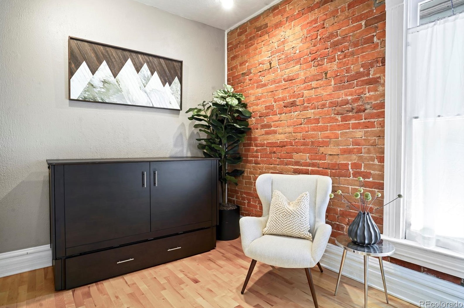 169 Ogden St, Denver CO  80209-2319 exterior