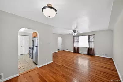 2201 Oakland Street, Aurora, CO 80010 - Photo 4