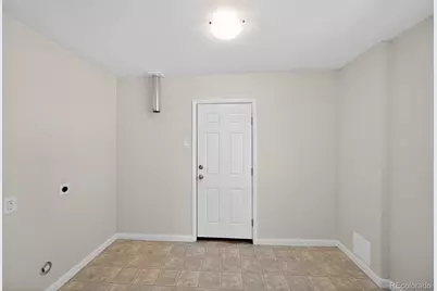 2201 Oakland Street, Aurora, CO 80010 - Photo 14