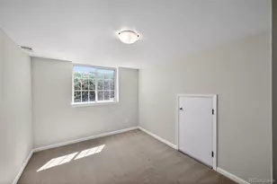 2201 Oakland St, Aurora, CO 80010 - Photo 10