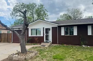 823 S Moline St, Aurora, CO 80012 - Photo 2