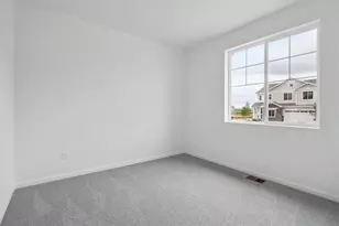 24787 E 40th Ave, Aurora, CO 80019 - Photo 2