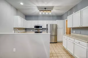 1538 Bennet Mountain Rd, Castle Rock, CO 80109 - Photo 10