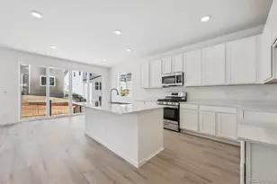 479 S Salida St, Aurora, CO 80017 - Photo 4