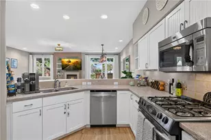 558 S Elm St, Denver, CO 80246 - Photo 14