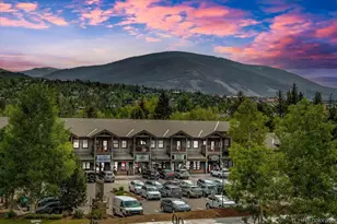 37 W 4th St, Silverthorne, CO 80498 - Photo 10