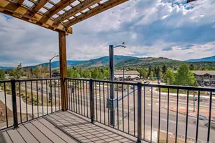 37 W 4th St, Silverthorne, CO 80498 - Photo 16