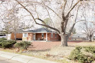 1373 Florence St, Aurora, CO 80010 - Photo 36