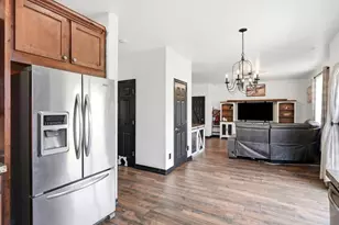 12713 E 105th Pl, Commerce City, CO 80022 - Photo 6