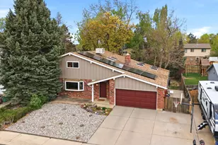 13850 W 75th Pl, Arvada, CO 80005 - Photo 2