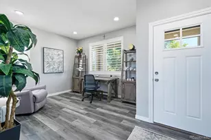 26890 E Roxbury Pl, Aurora, CO 80016 - Photo 10