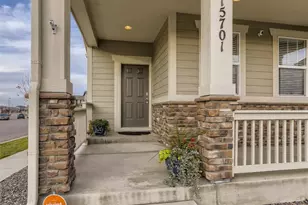 15701 Bolling Dr, Denver, CO 80239 - Photo 2