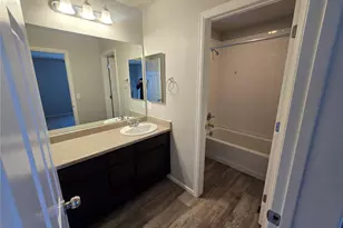 15701 Bolling Dr, Denver, CO 80239 - Photo 16