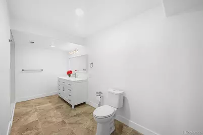 7790 S Quatar Court, Aurora, CO 80016 - Photo 30