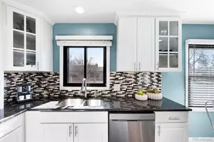 2300 Ironton St, Aurora, CO 80010 - Photo 16