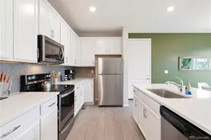 21411 E 60th Ave, Aurora, CO 80019 - Photo 8