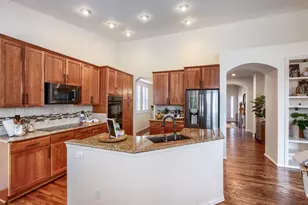 11039 Valleybrook Cir, Highlands Ranch, CO 80130 - Photo 6