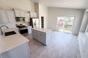 10273 Olathe St, Commerce City, CO 80022 - Photo 2