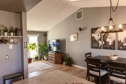 10527 Routt Lane, Broomfield, CO 80021 - Photo 6