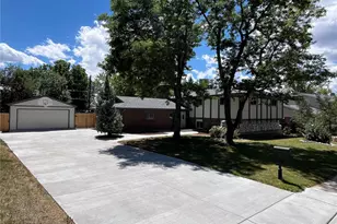 1404 E Fremont Cir N, Centennial, CO 80122 - Photo 16