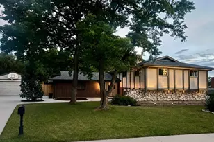 1404 E Fremont Cir N, Centennial, CO 80122 - Photo 1