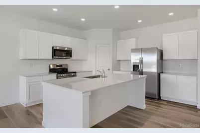 45931 Mill Avenue, Bennett, CO 80102 - Photo 4