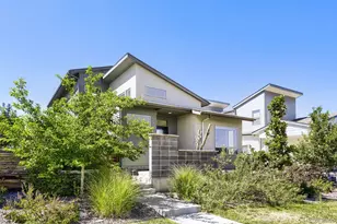 9719 Taylor River Cir, Littleton, CO 80125 - Photo 2