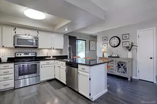 18824 E Mexico Dr, Aurora, CO 80017 - Photo 8