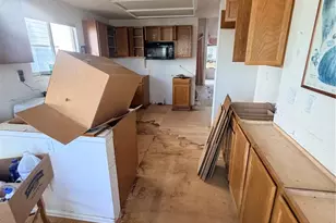 19555 E Tufts Cir, Aurora, CO 80015 - Photo 6