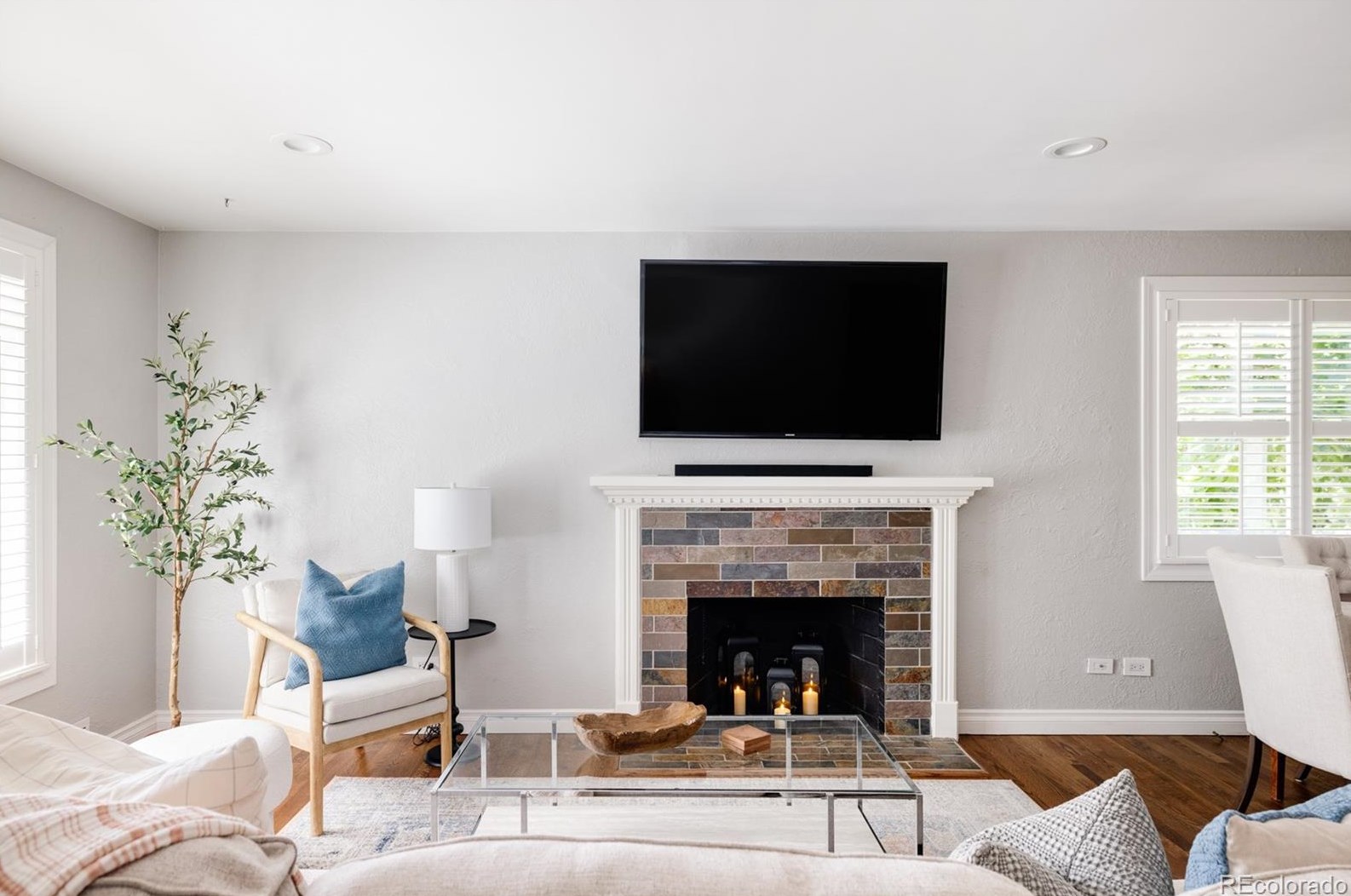 1390 Dahlia St, Denver CO  80222-3414 exterior